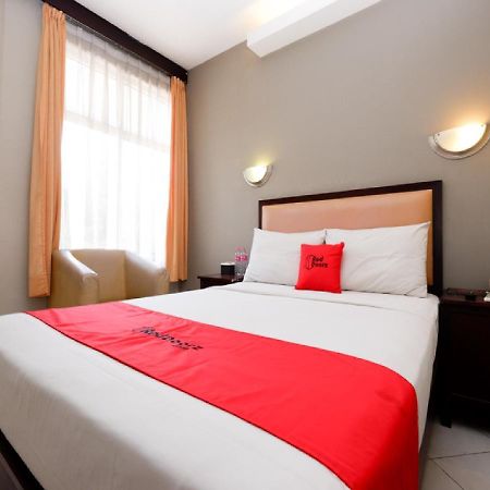 Reddoorz Plus @ Singosari Raya Semarang Extérieur photo