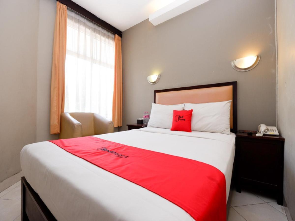 Reddoorz Plus @ Singosari Raya Semarang Extérieur photo
