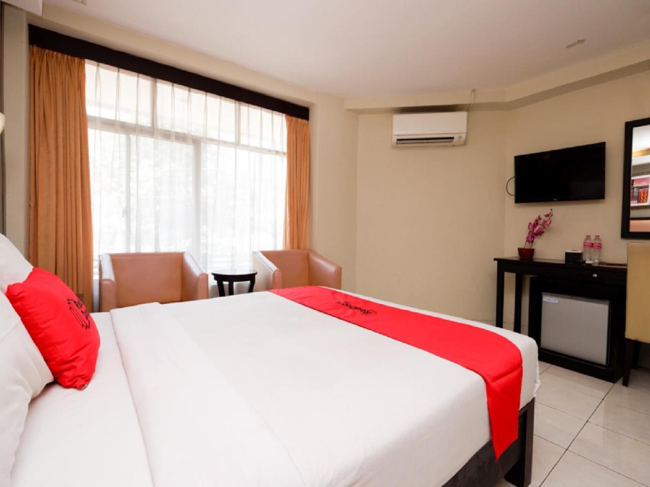 Reddoorz Plus @ Singosari Raya Semarang Extérieur photo