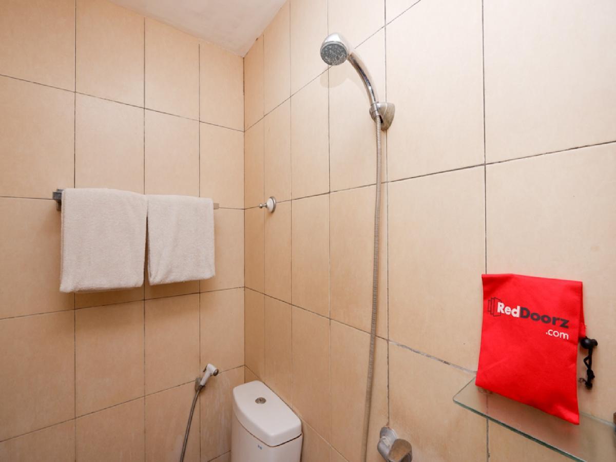 Reddoorz Plus @ Singosari Raya Semarang Extérieur photo