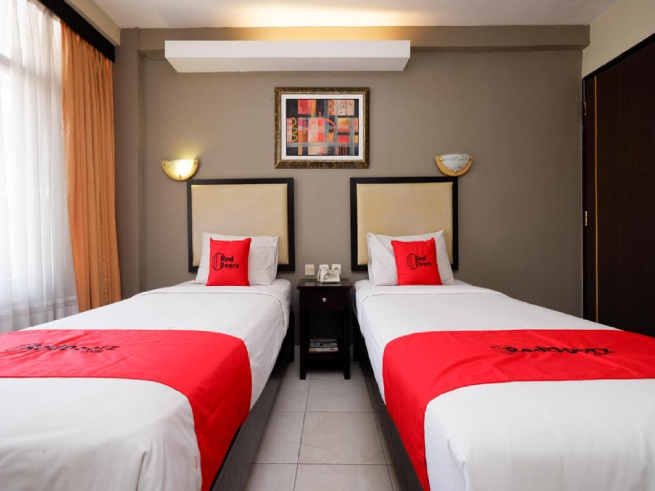 Reddoorz Plus @ Singosari Raya Semarang Extérieur photo