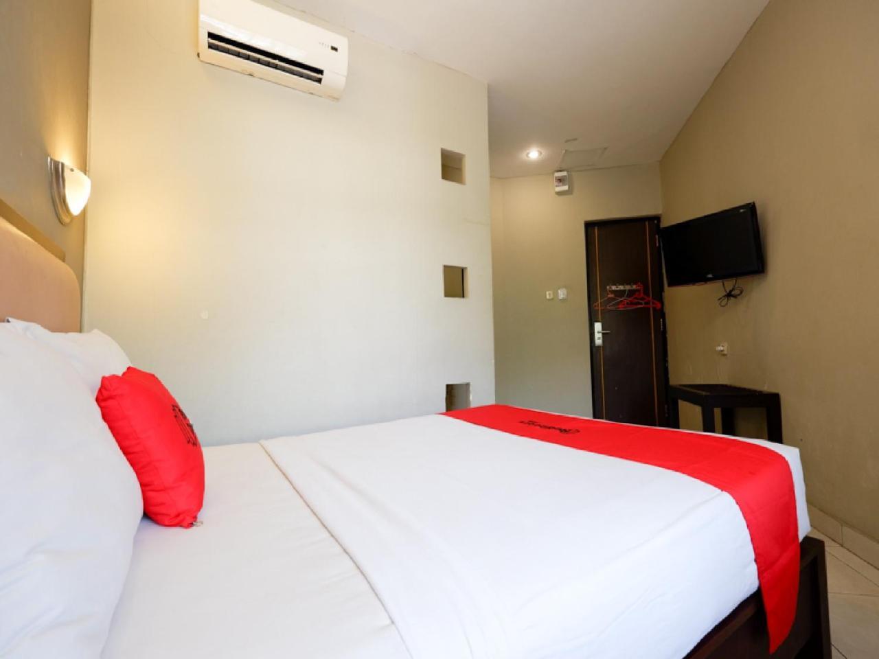 Reddoorz Plus @ Singosari Raya Semarang Extérieur photo